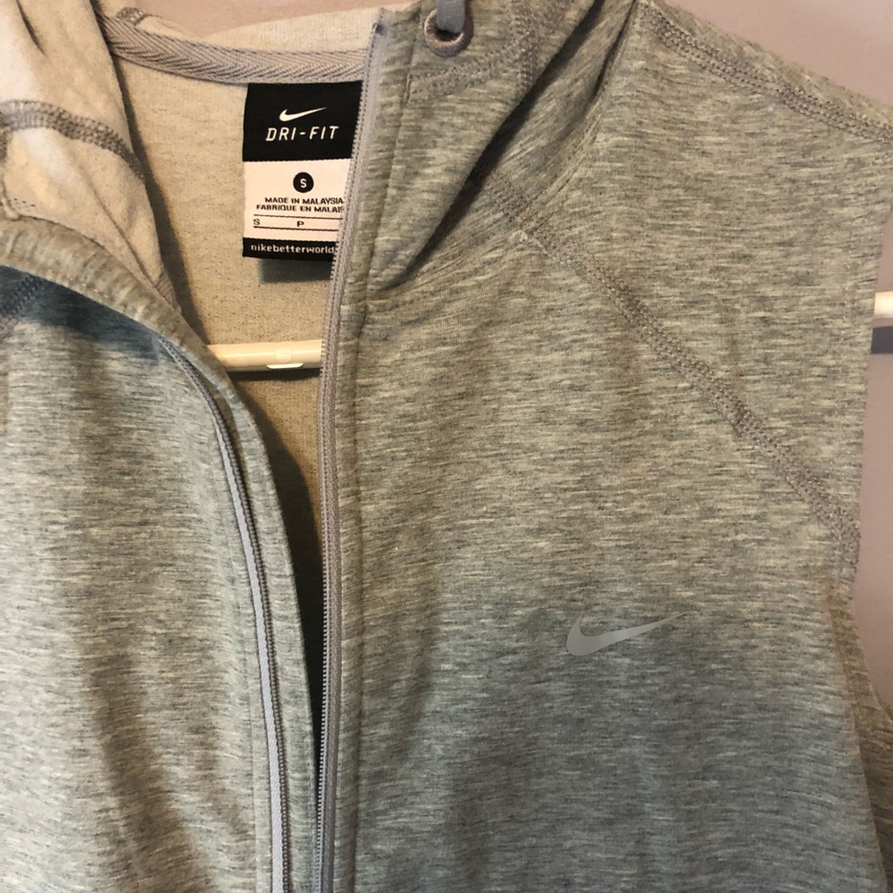 NWOT NIKE Dry-Fit half zip pullover - Picture 2 of 3